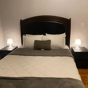 Apartment 805 3r, New York