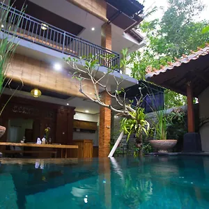 Karunia House , Ubud Indonésie