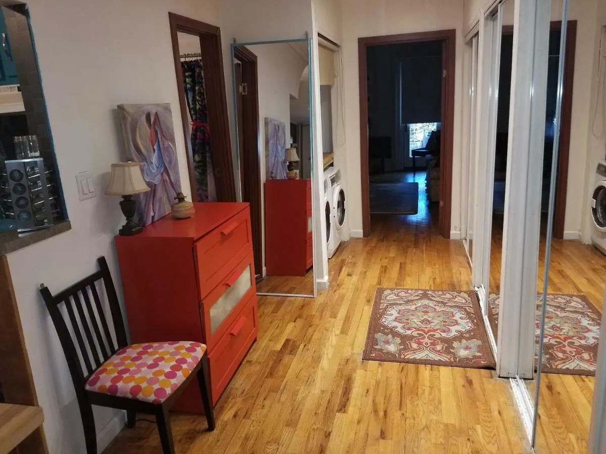 Fully Furnished Entire Floor Apartment In Historic Harlem Nowy Jork Stany Zjednoczone Ameryki